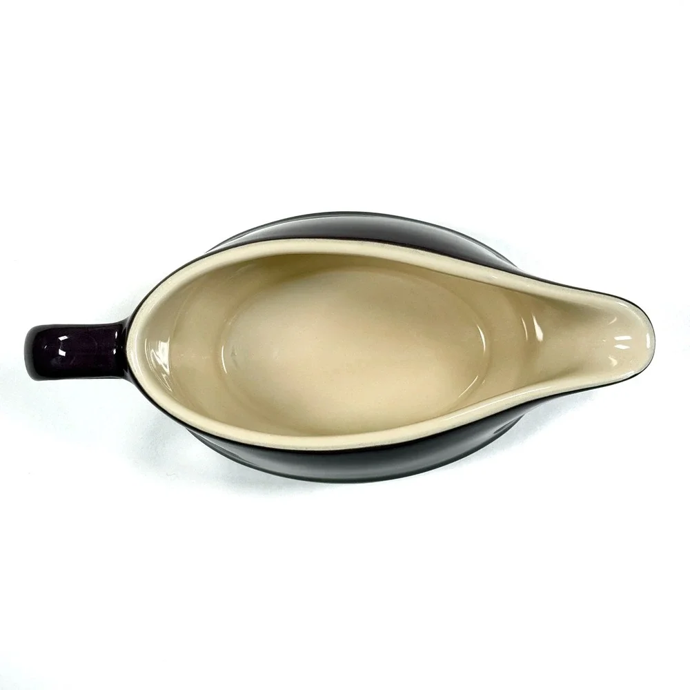 Le Creuset Fig Purple Stoneware Gravy Boat Sauce Pitcher Plum Triple Ring